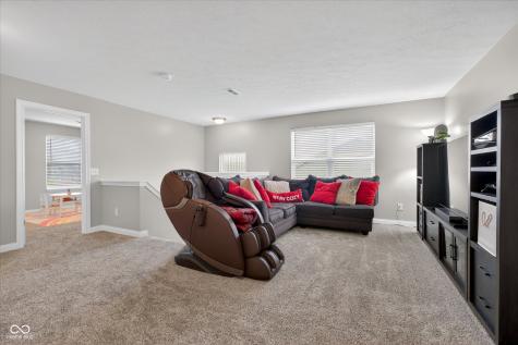 5855 W Commonview Drive Mccordsville IN 46055