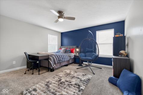 5855 W Commonview Drive Mccordsville IN 46055