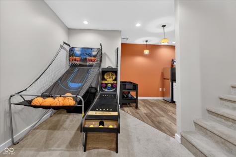 5855 W Commonview Drive Mccordsville IN 46055