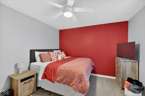 5855 W Commonview Drive Mccordsville IN 46055
