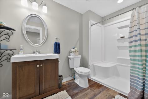 5855 W Commonview Drive Mccordsville IN 46055