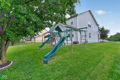 5855 W Commonview Drive Mccordsville IN 46055