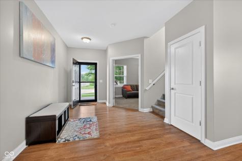 5855 W Commonview Drive Mccordsville IN 46055
