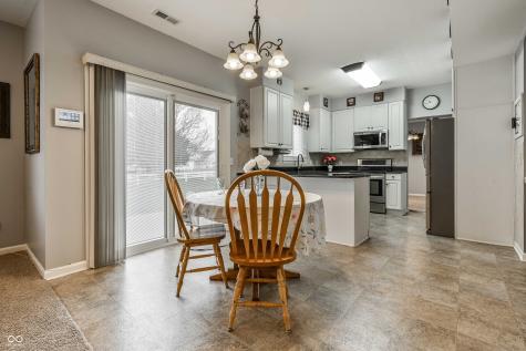 6141 Chadworth Way Indianapolis IN 46236