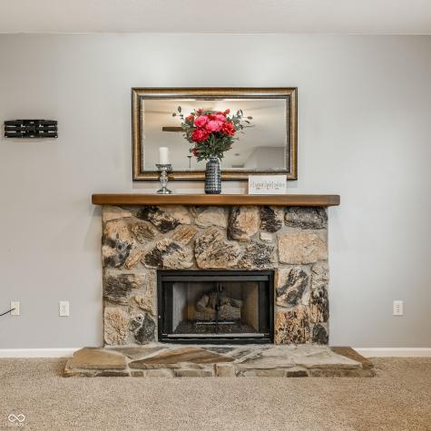 6141 Chadworth Way Indianapolis IN 46236