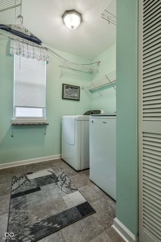6141 Chadworth Way Indianapolis IN 46236