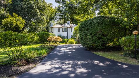 7975 Hillcrest Road Indianapolis IN 46240