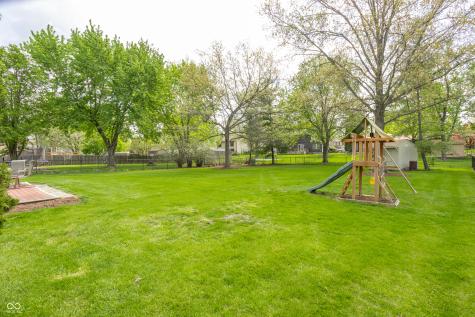 8815 Burwick Drive Indianapolis IN 46256