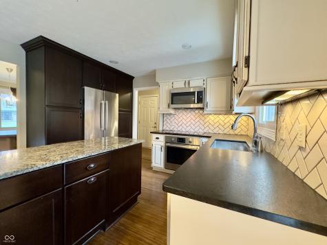 1260 Driftwood Drive Carmel IN 46033