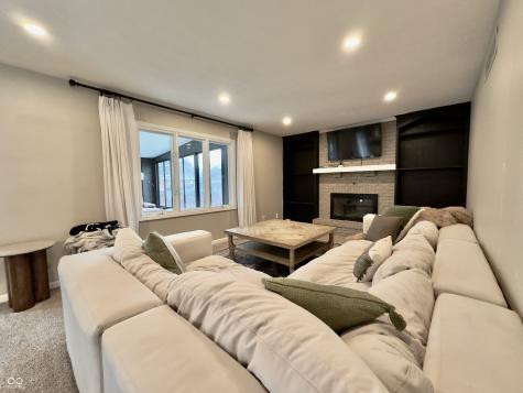 1260 Driftwood Drive Carmel IN 46033