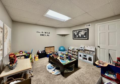 1260 Driftwood Drive Carmel IN 46033