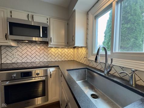 1260 Driftwood Drive Carmel IN 46033