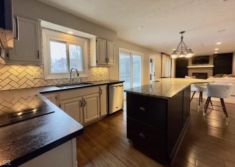 1260 Driftwood Drive Carmel IN 46033
