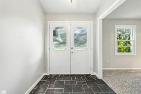 6115 Redcoach Court Indianapolis IN 46250