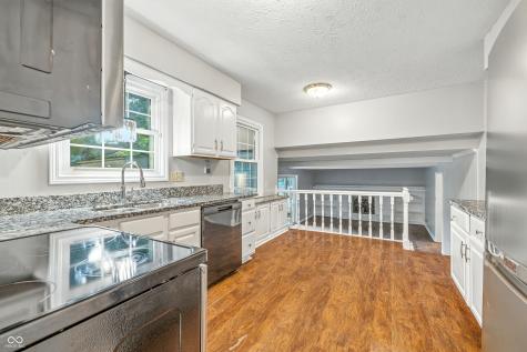 6115 Redcoach Court Indianapolis IN 46250