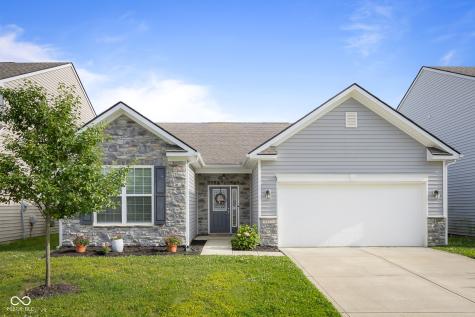2421 Creek Bank Drive Columbus IN 47201