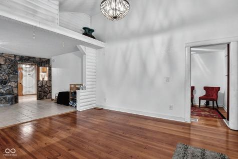 640 N Rangeline Road Carmel IN 46032