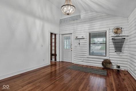 640 N Rangeline Road Carmel IN 46032
