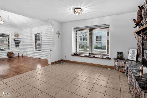 640 N Rangeline Road Carmel IN 46032