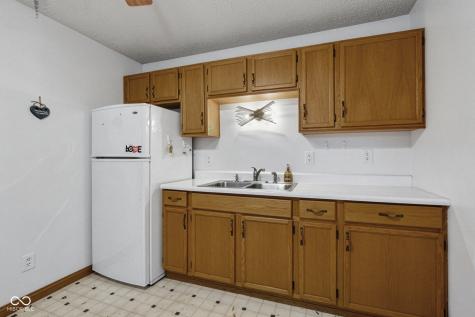640 N Rangeline Road Carmel IN 46032