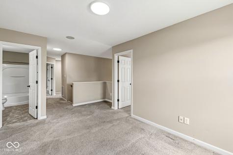 5654 W Woodstock Trail Mccordsville IN 46055