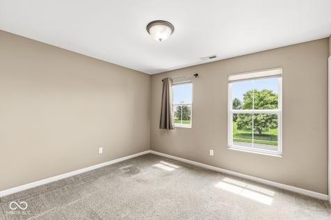 5654 W Woodstock Trail Mccordsville IN 46055