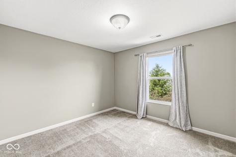 5654 W Woodstock Trail Mccordsville IN 46055