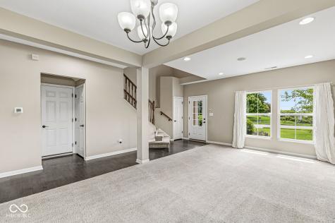 5654 W Woodstock Trail Mccordsville IN 46055