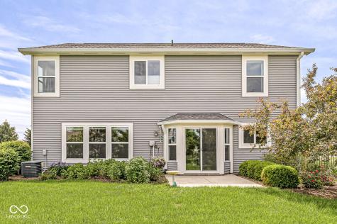 5654 W Woodstock Trail Mccordsville IN 46055