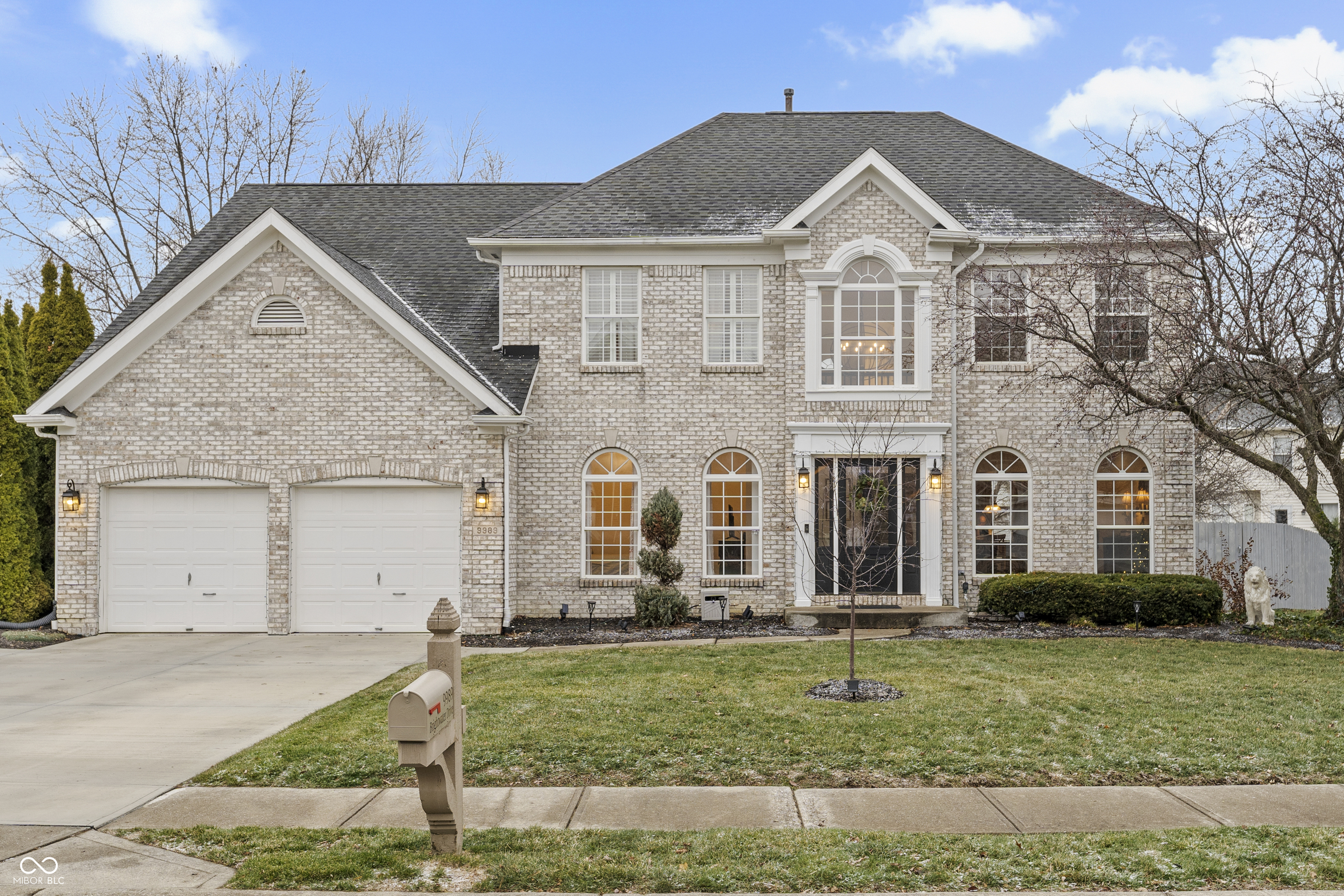 9989 Brightwater Drive Fishers IN 46038