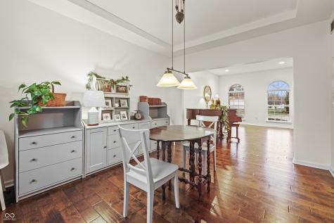 9989 Brightwater Drive Fishers IN 46038