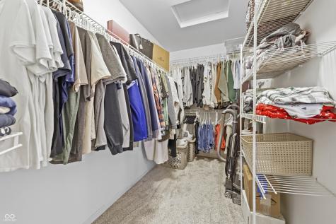 9989 Brightwater Drive Fishers IN 46038