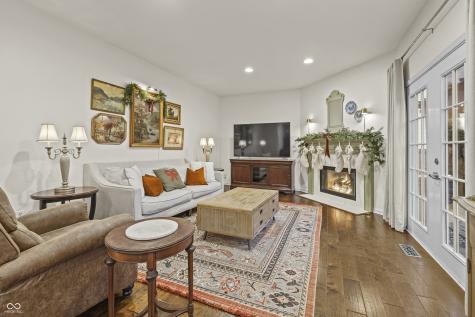 9989 Brightwater Drive Fishers IN 46038