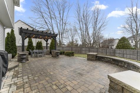 9989 Brightwater Drive Fishers IN 46038