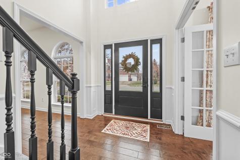 9989 Brightwater Drive Fishers IN 46038