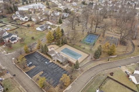 9989 Brightwater Drive Fishers IN 46038