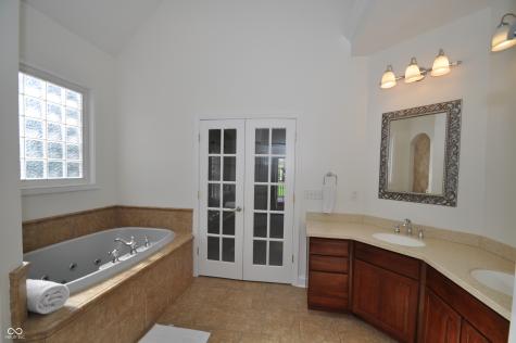 5305 Fall Creek Road Indianapolis IN 46220