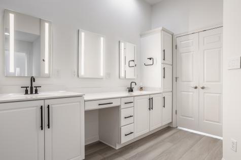 13586 Ashbury Drive Carmel IN 46032