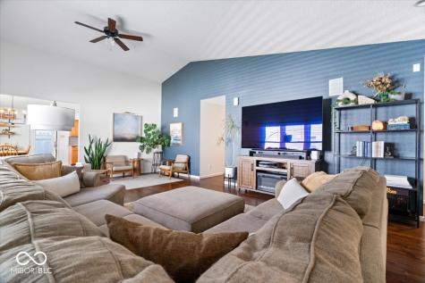 5671 N Burlington Drive Mccordsville IN 46055