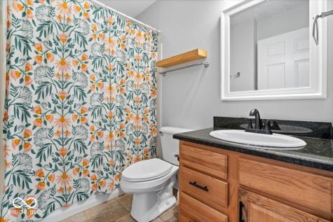 5671 N Burlington Drive Mccordsville IN 46055