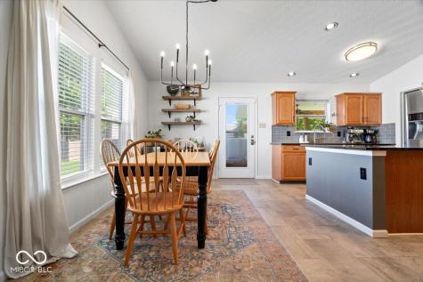 5671 N Burlington Drive Mccordsville IN 46055