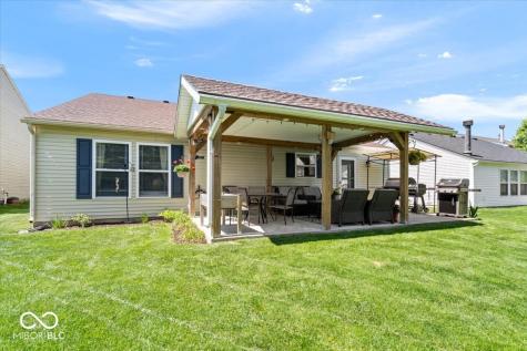 5671 N Burlington Drive Mccordsville IN 46055