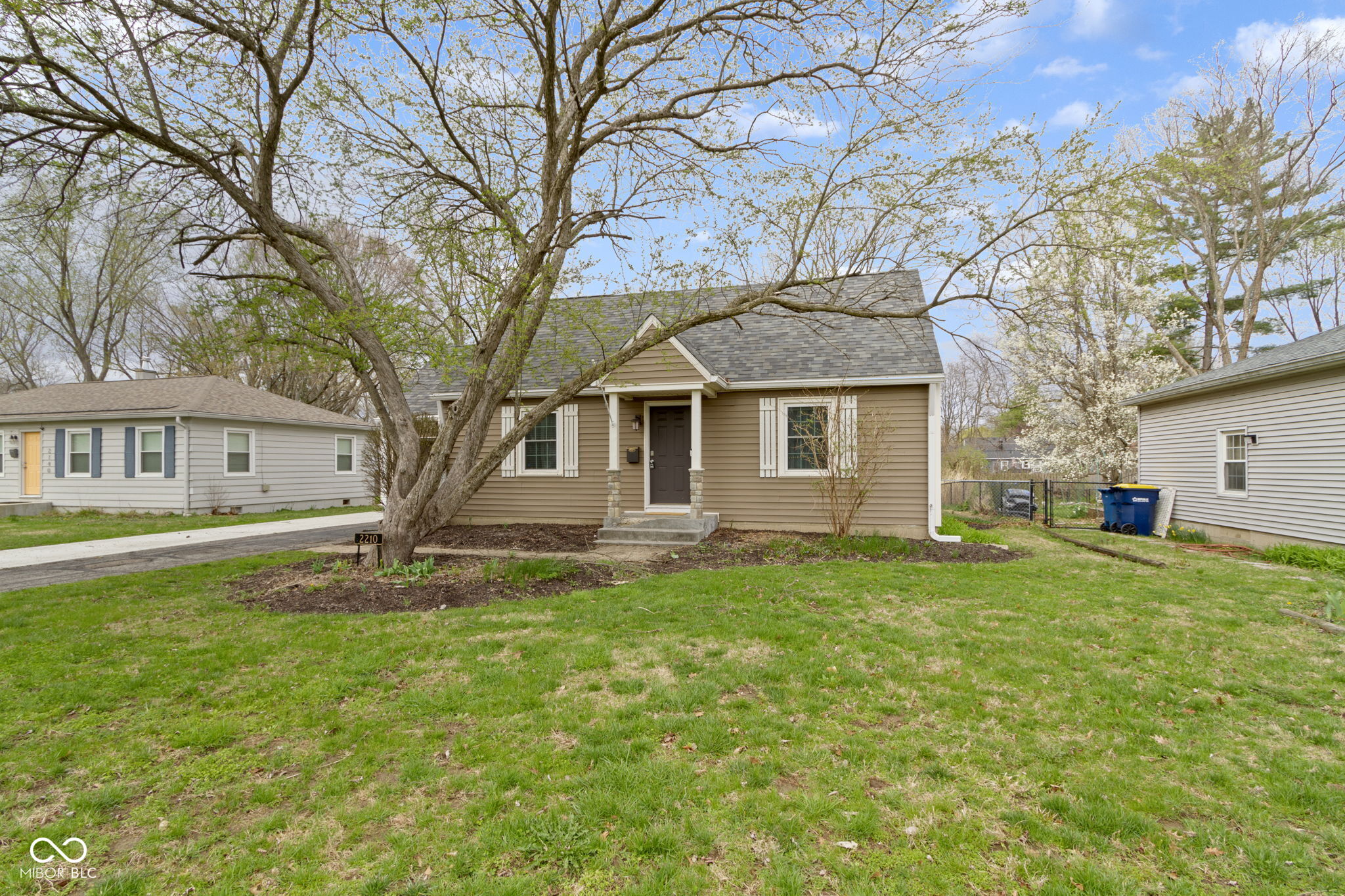 2210 Douglas Road Indianapolis IN 46220