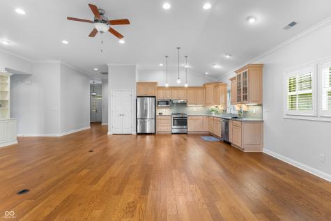 4090 Naples Drive Columbus IN 47203