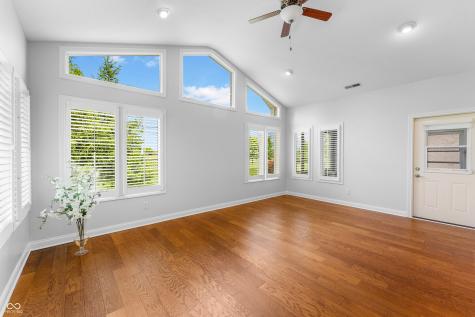 4090 Naples Drive Columbus IN 47203