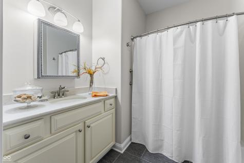 4090 Naples Drive Columbus IN 47203