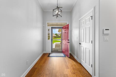 4090 Naples Drive Columbus IN 47203