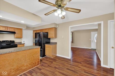 2430 Westline Drive Columbus IN 47203
