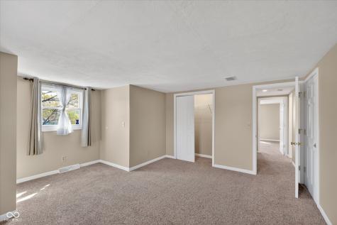 2430 Westline Drive Columbus IN 47203