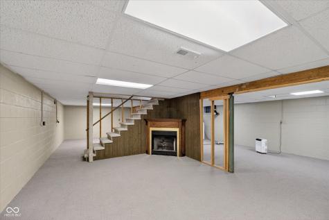 2430 Westline Drive Columbus IN 47203